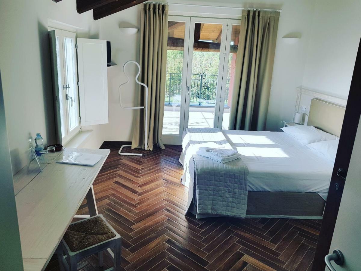 Bed and Breakfast Santa Maria Di Lorgana Minerbio Exterior foto