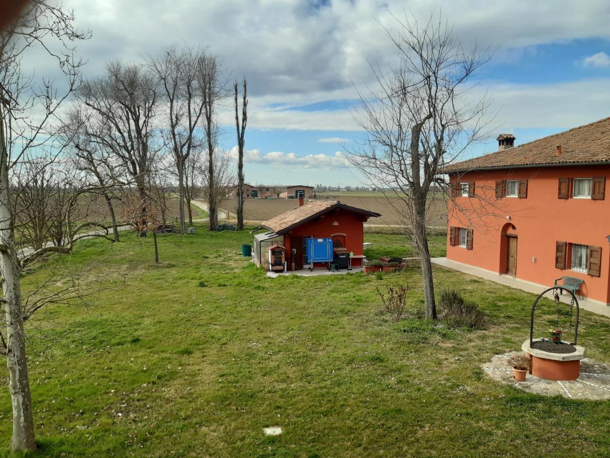 Bed and Breakfast Santa Maria Di Lorgana Minerbio Exterior foto