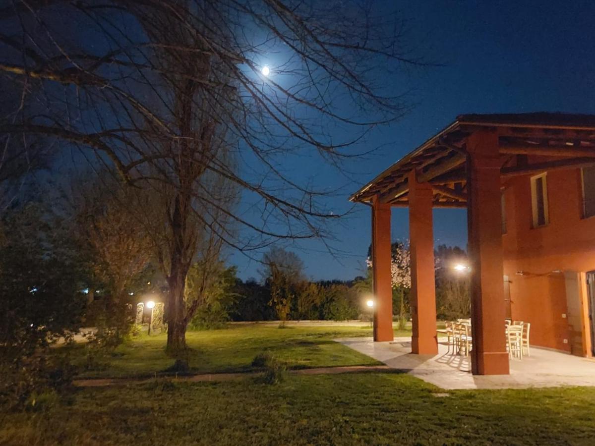 Bed and Breakfast Santa Maria Di Lorgana Minerbio Exterior foto