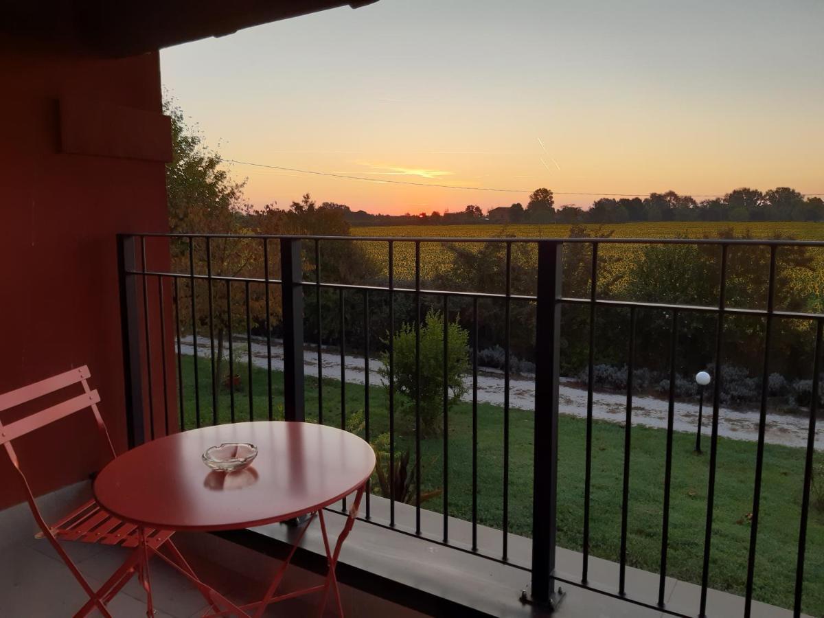 Bed and Breakfast Santa Maria Di Lorgana Minerbio Exterior foto